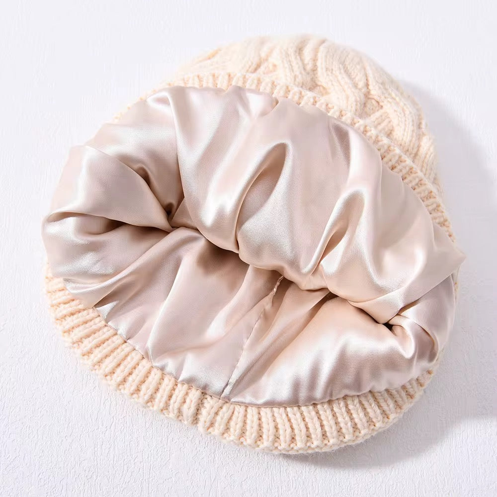 Tuque en Cachemire tricoté doublée satin